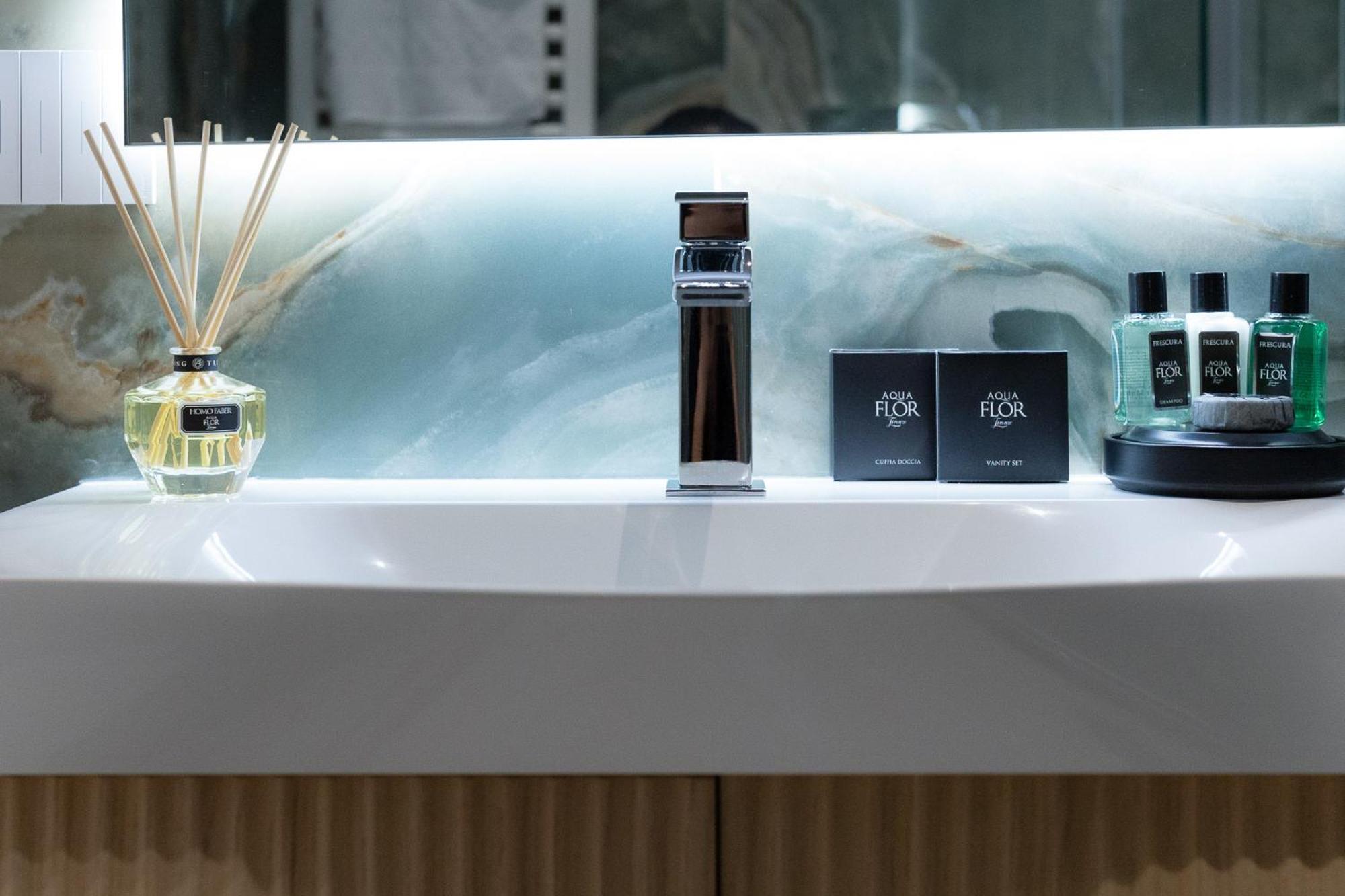 Le Cinque Lampade Florence Suites エクステリア 写真